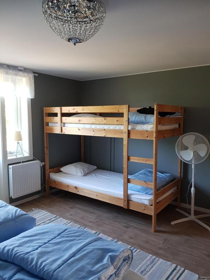 Vare 4 Vandrarhem Traslovslage Bagian luar foto