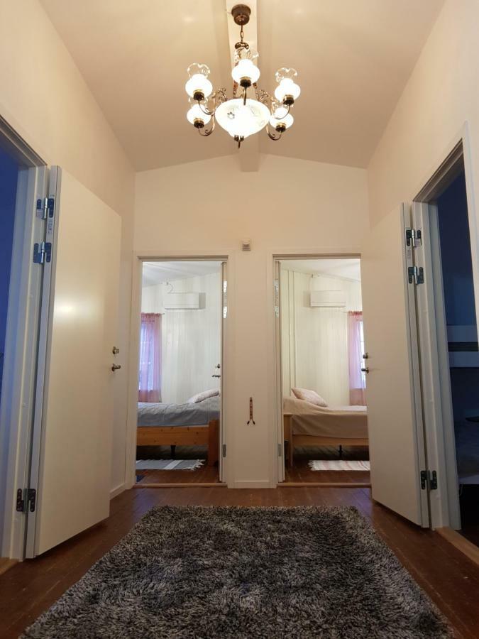 Vare 4 Vandrarhem Traslovslage Bagian luar foto